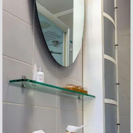 Anne-marie Boutiques Apartment